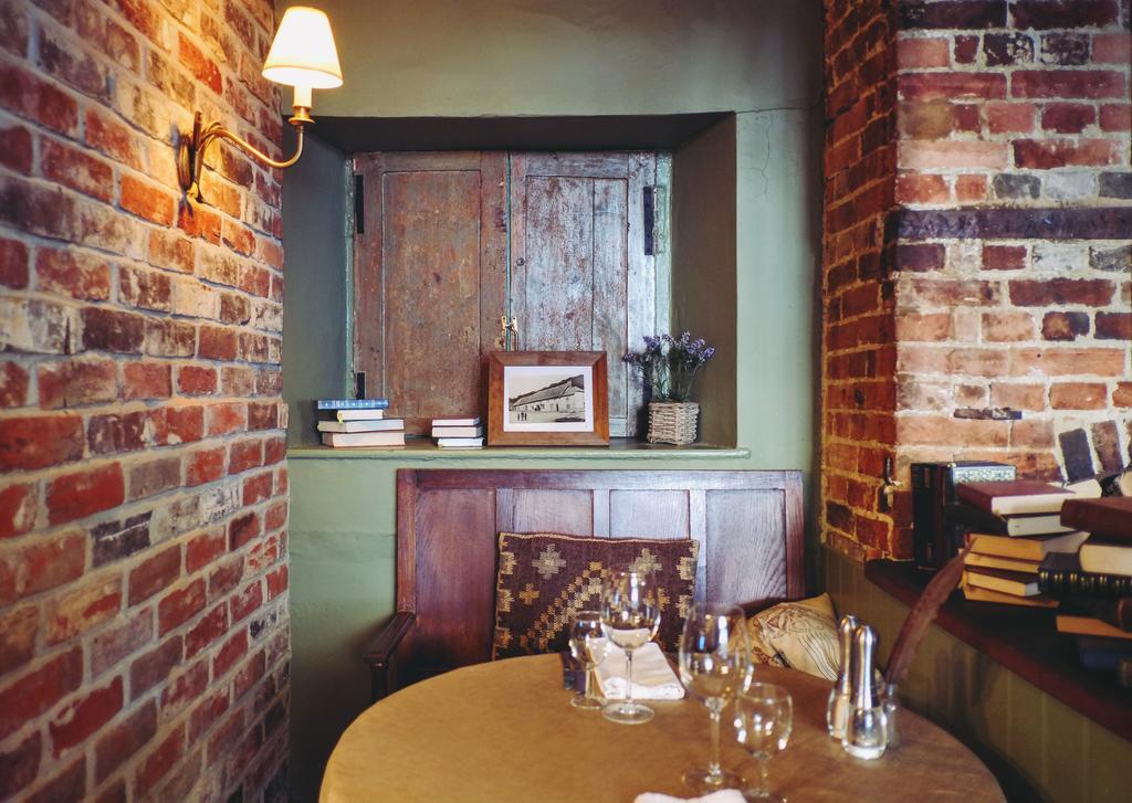 Hotel Hambro Arms à Milton Abbas Extérieur photo